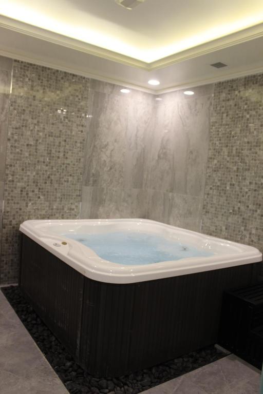 Bañera de hidromasaje