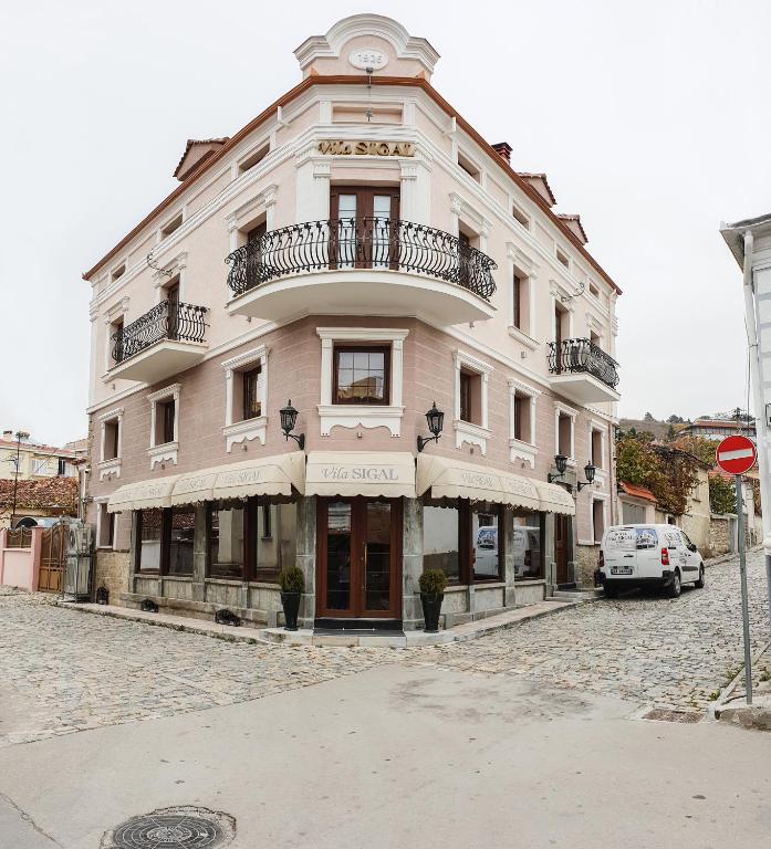 Hotel Vila Sigal Korce — Hotel in Korce