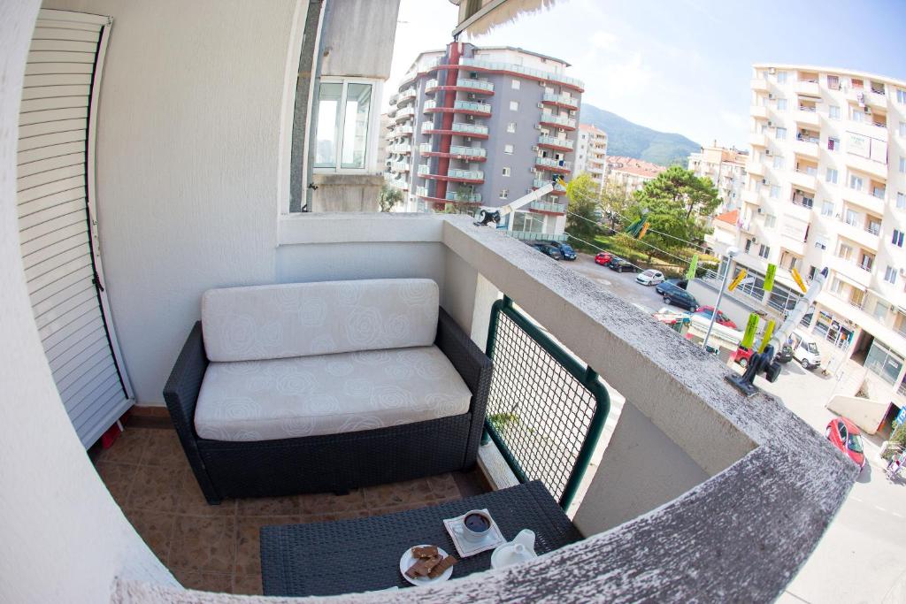 Lav Apartman Budva photo
