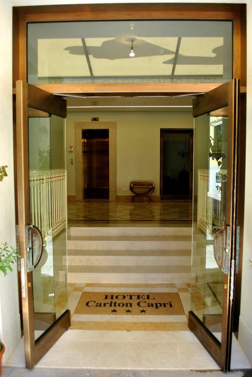 Hotel Carlton Capri photo