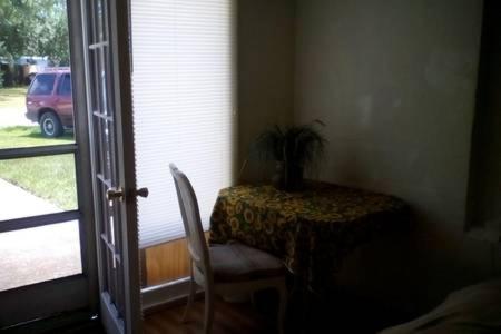 Rainbow Rooming House photo