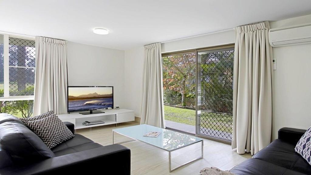 1/56 Lawson Street@Clarkes Beach photo