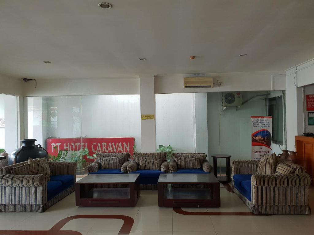 Hotel caravan photo