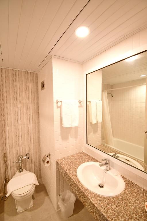 ห้องน้ำ