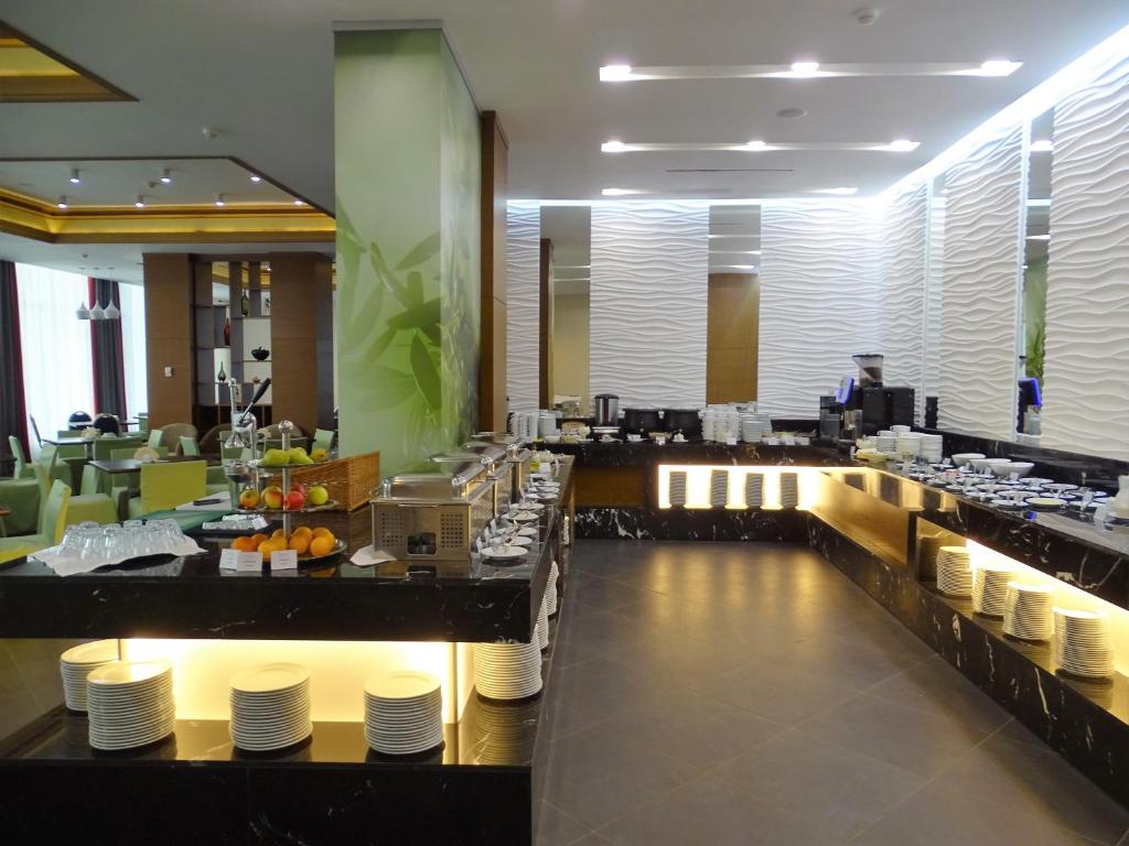 Ramada Hotel & Suites by Wyndham Alabuga photo