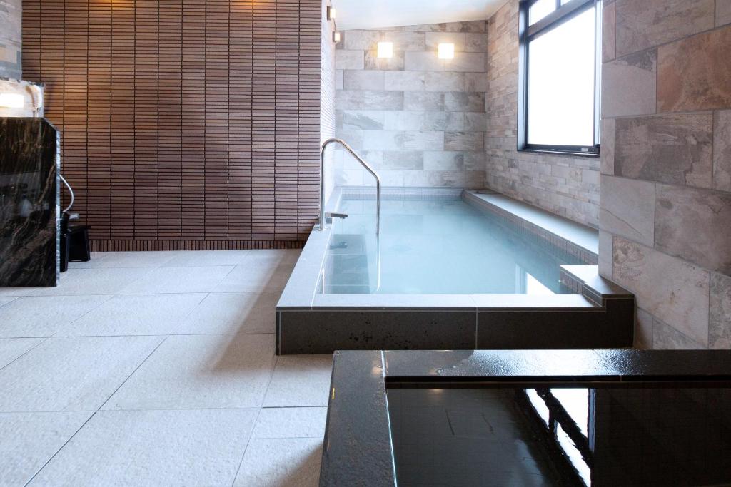 HOTEL HILLARYS Shinsaibashi