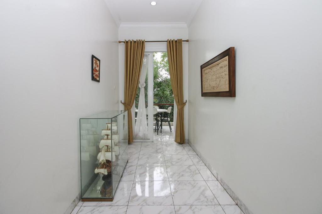 KoolKost Syariah near Pondok Indah Mall photo