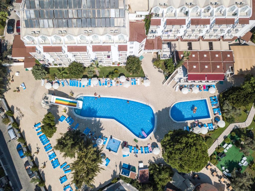 Halıcı Hotel Marmaris — Swimming pool in Marmaris, Mugla