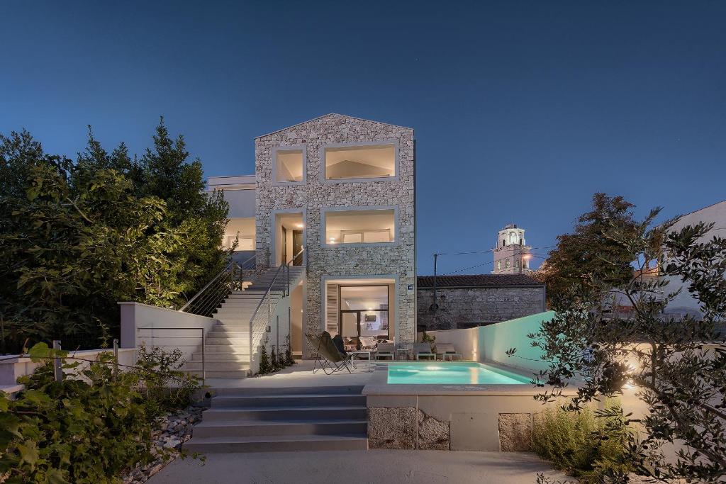 Casa Mia Apartments — Hotel in Premantura