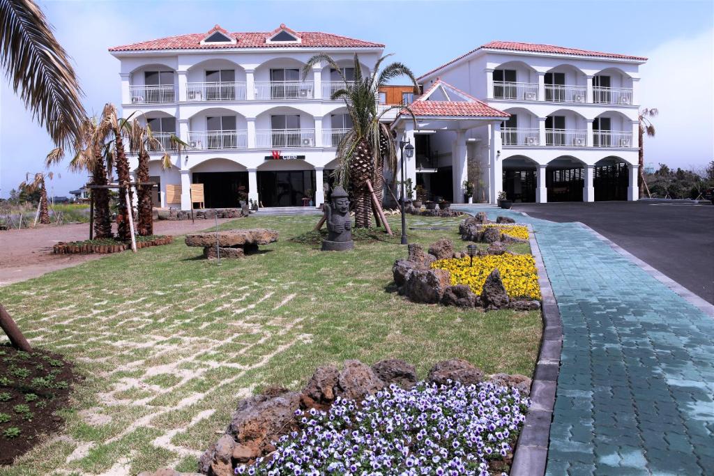 MJ Pension & Resort photo