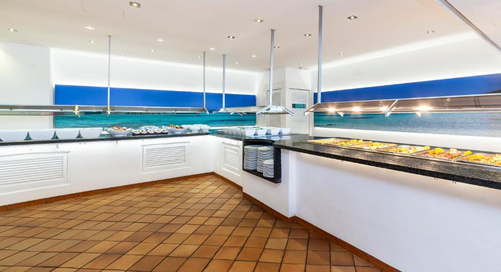Globales Mimosa — Restaurant & bars in Palma Nova, Balearic Islands