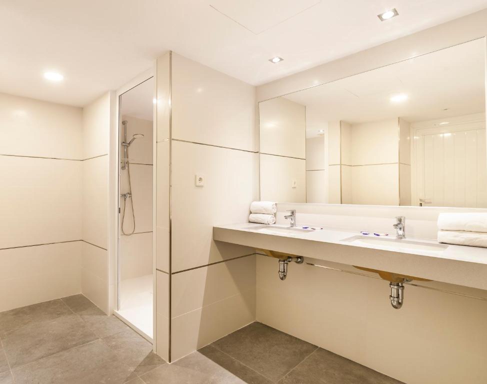 Globales Mimosa — Hotel rooms in Palma Nova, Balearic Islands