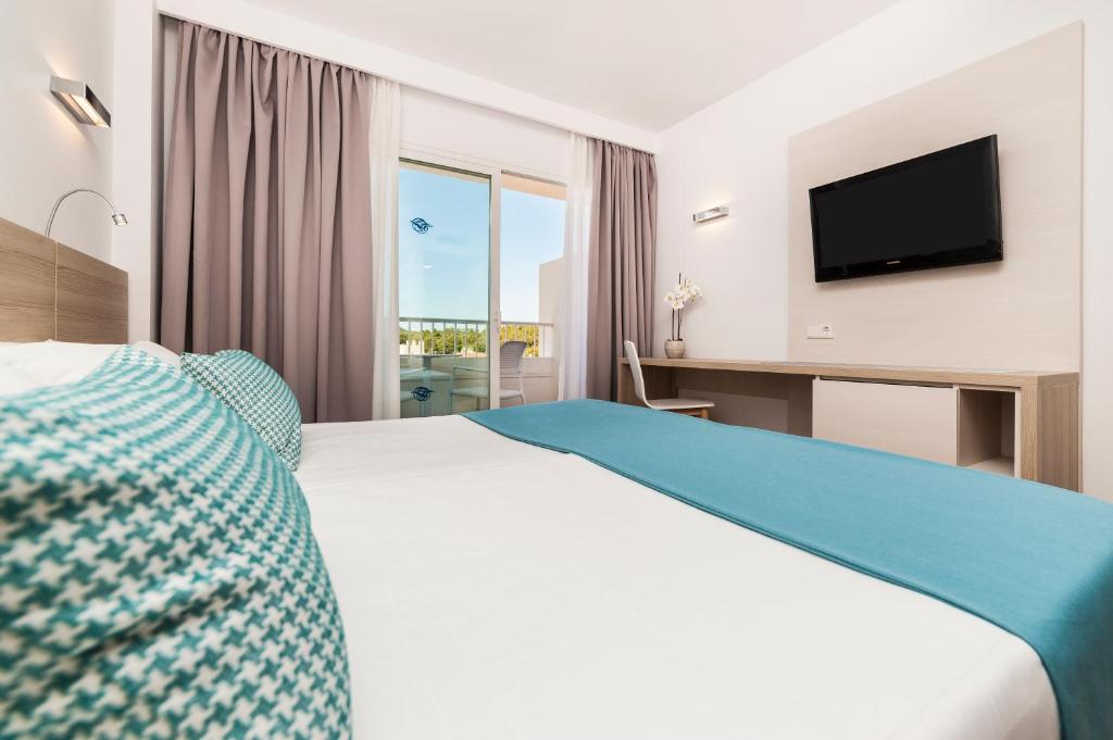 Globales Mimosa — Hotel rooms in Palma Nova, Balearic Islands