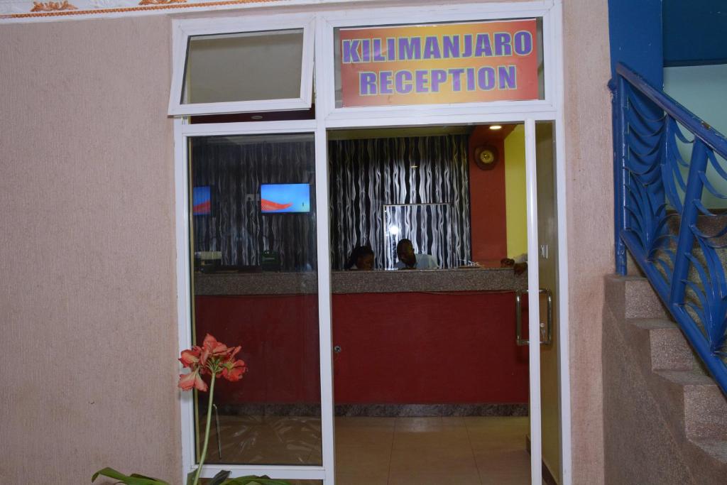 Kilimanjaro inn Kampala photo