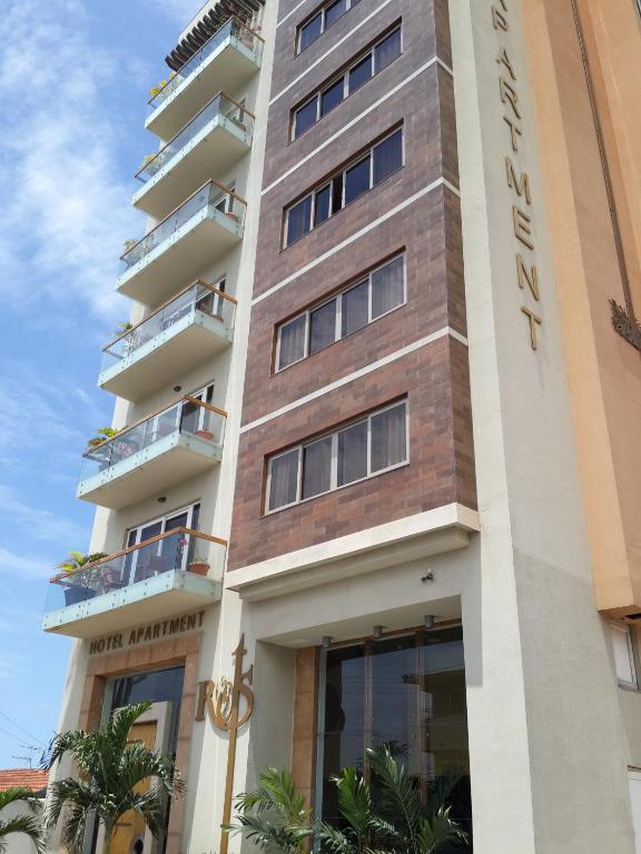 Roots Apartment Hotel photo