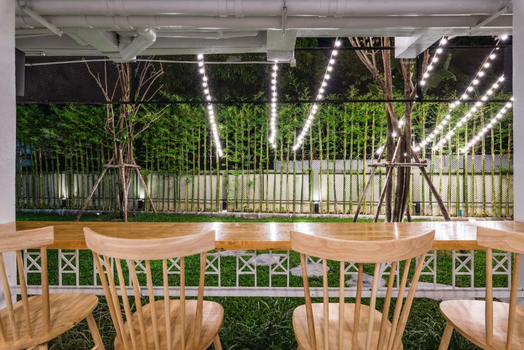 Your Space Hotel Prasingh