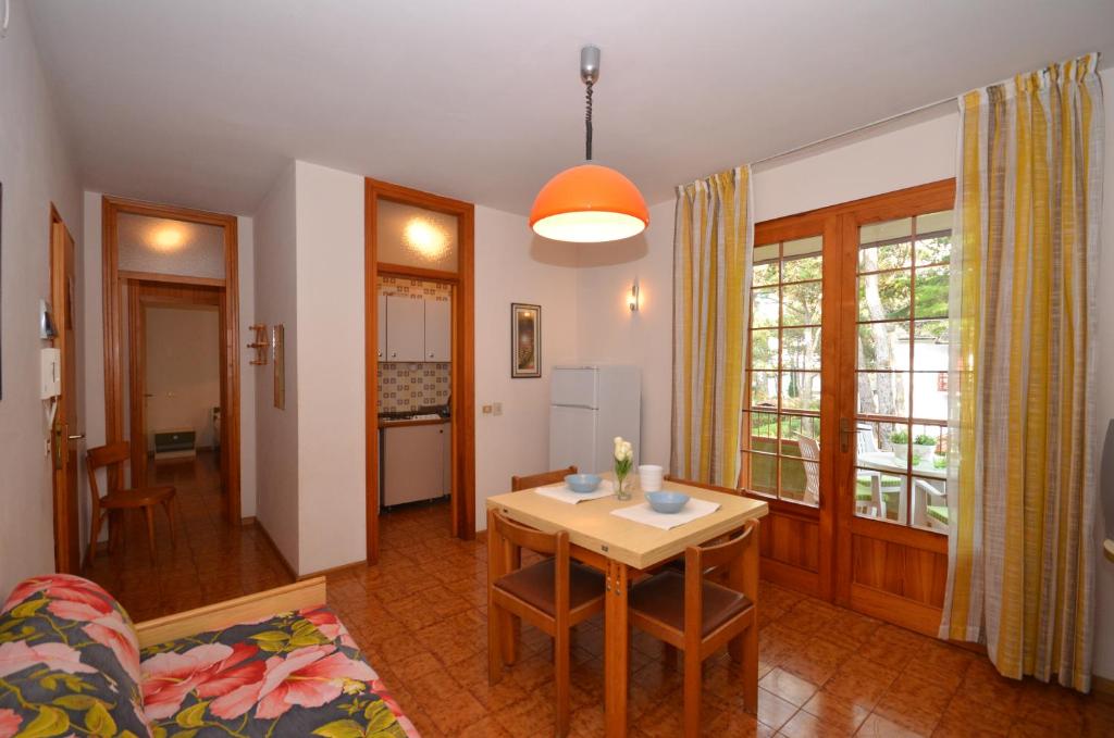 VILLAROSA - 4