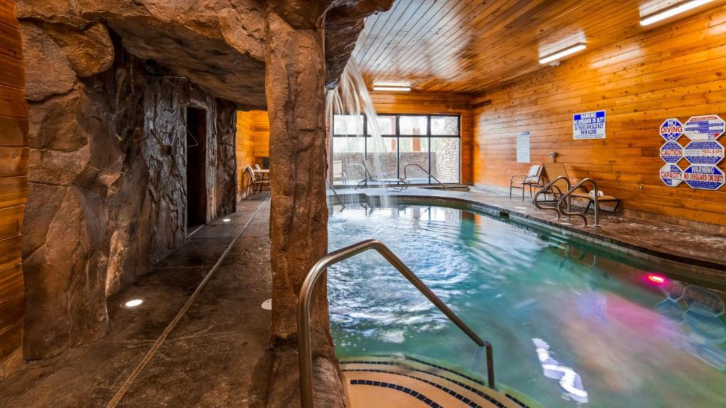 Best Western Premier Brian Head Hotel & Spa Photo 5