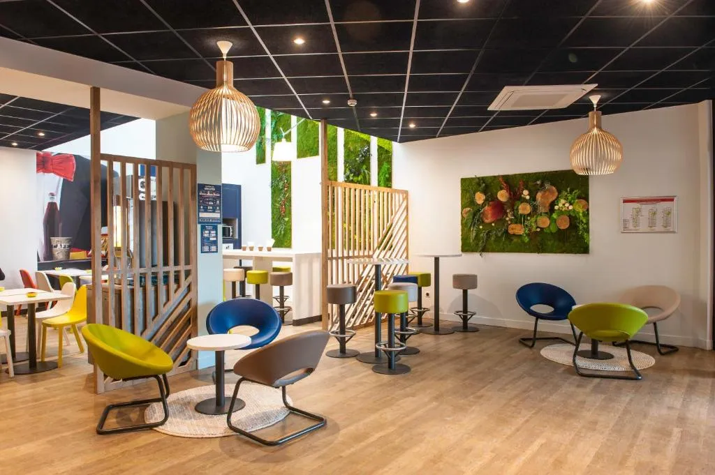 Ibis Budget Château-Thierry，位于马恩河畔埃索姆的酒店