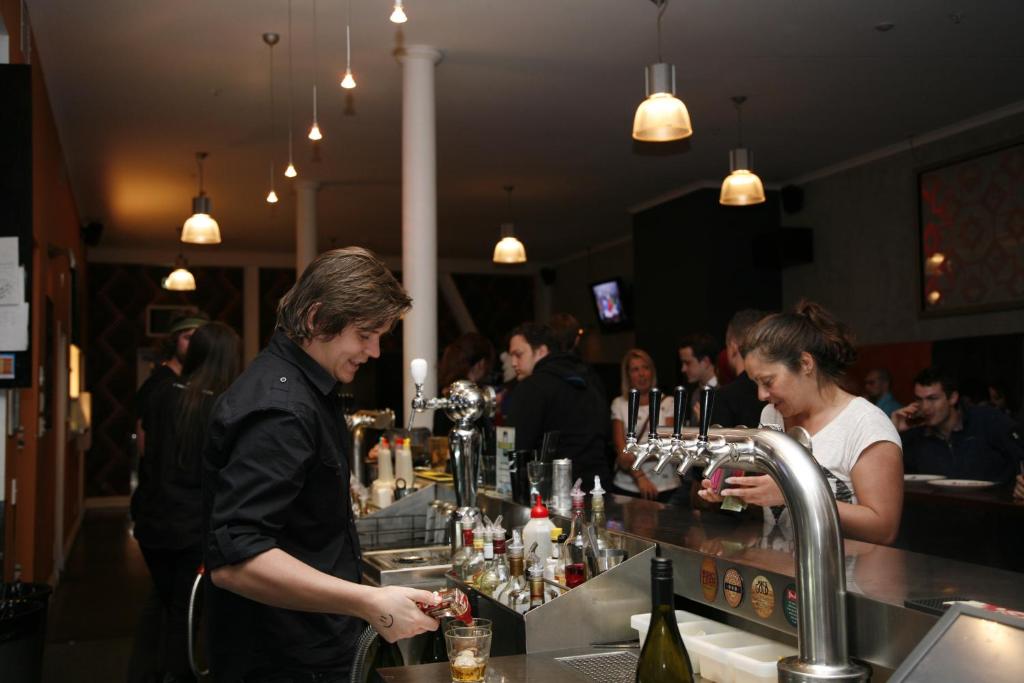 Bar/lounge