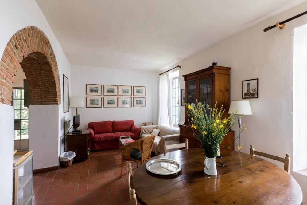 Mercatale Villa Sleeps 8 Pool photo