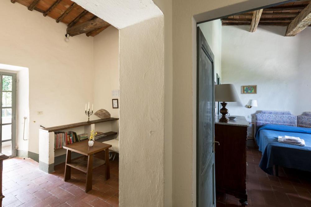 Mercatale Villa Sleeps 8 Pool photo