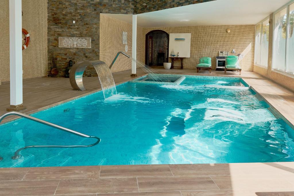 Hotel Bahia — Spa in Peguera, Balearic Islands