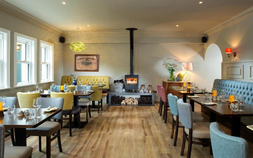 더 와일드 애틀란틱 로지의 아늑한 인테리어