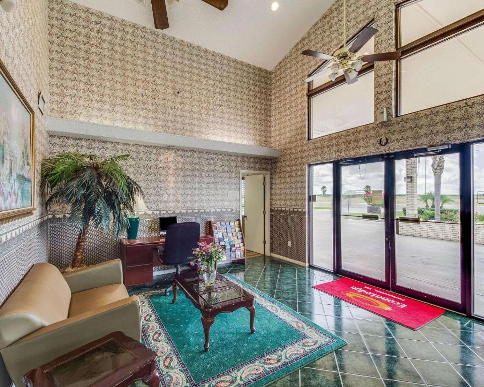 エコノ ロッジ ファルフュリアス ハイウェイ 281 (Econo Lodge Falfurrias Hwy 281) フロント・ロビー