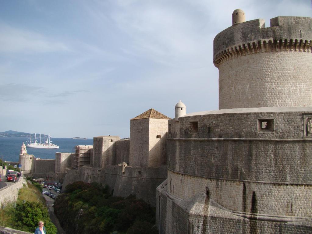 Turtle Apartments — Hotel in Dubrovnik