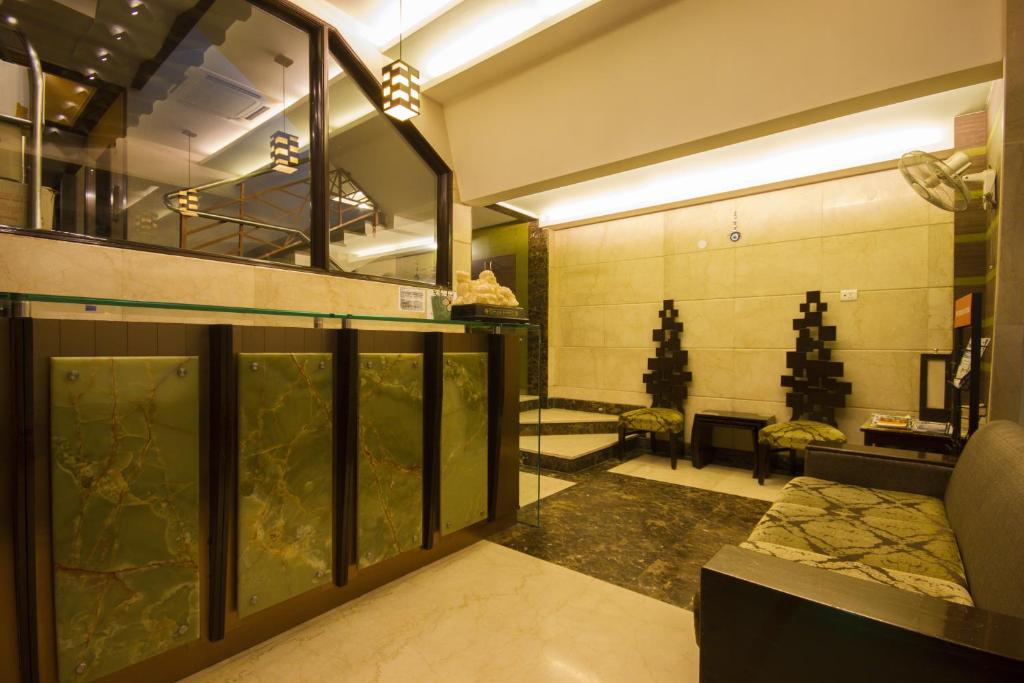Hotel Sunstar Heights photo