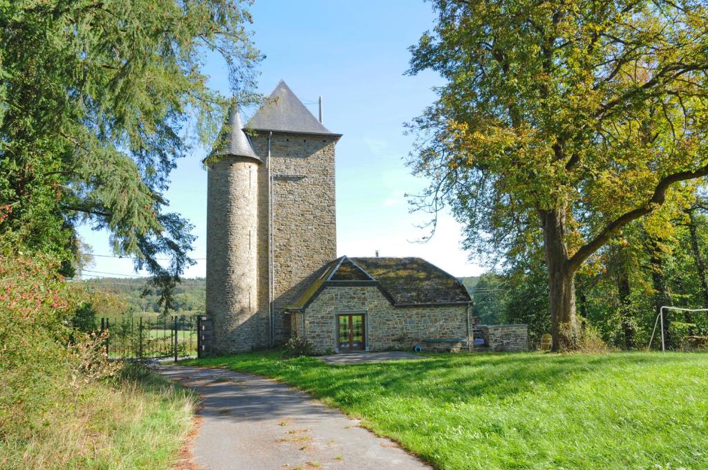 La Tour de Serinchamps photo
