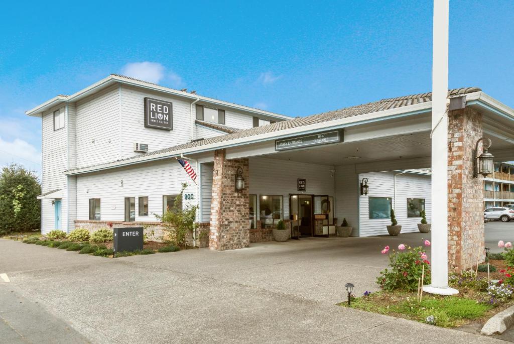 Red Lion Inn & Suites Seaside