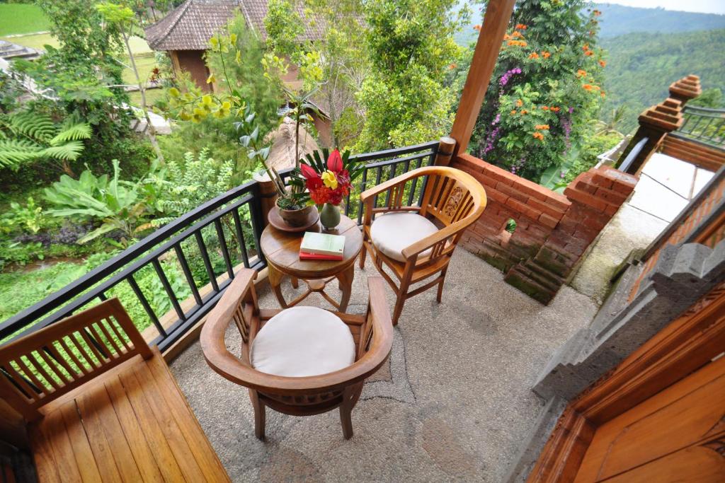 Balcony/terrace, Puri Lumbung Cottages, Restaurant & Spa, Munduk in Bali