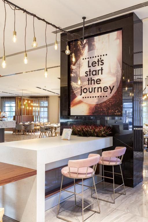 Pub/Lounge