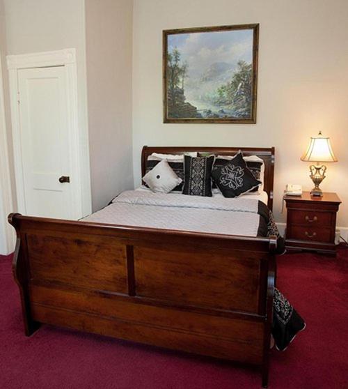 New Orleans Hotel Eureka Springs photo