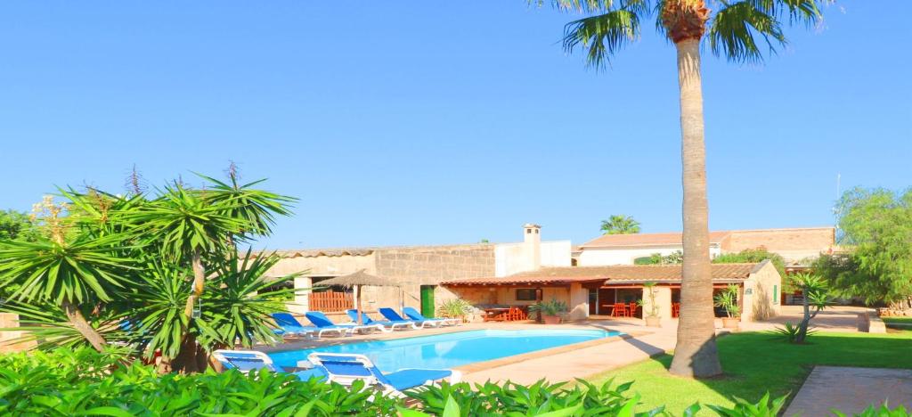 Finca Emilia — Hotel in Majorca