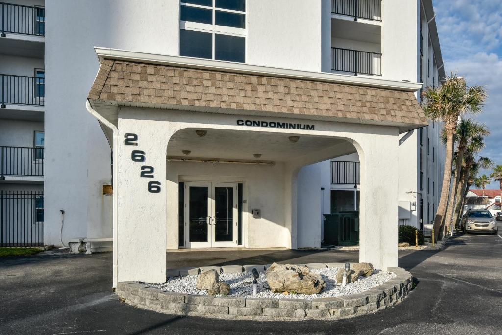 Daytona Beach Shores Condos photo