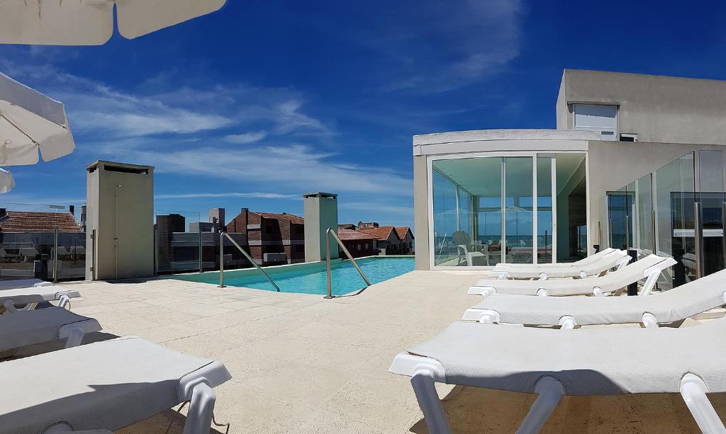 Amura Suites - 4