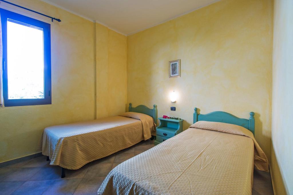 Residenza Gli Ontani — Hotel rooms in Orosei, Sardinia