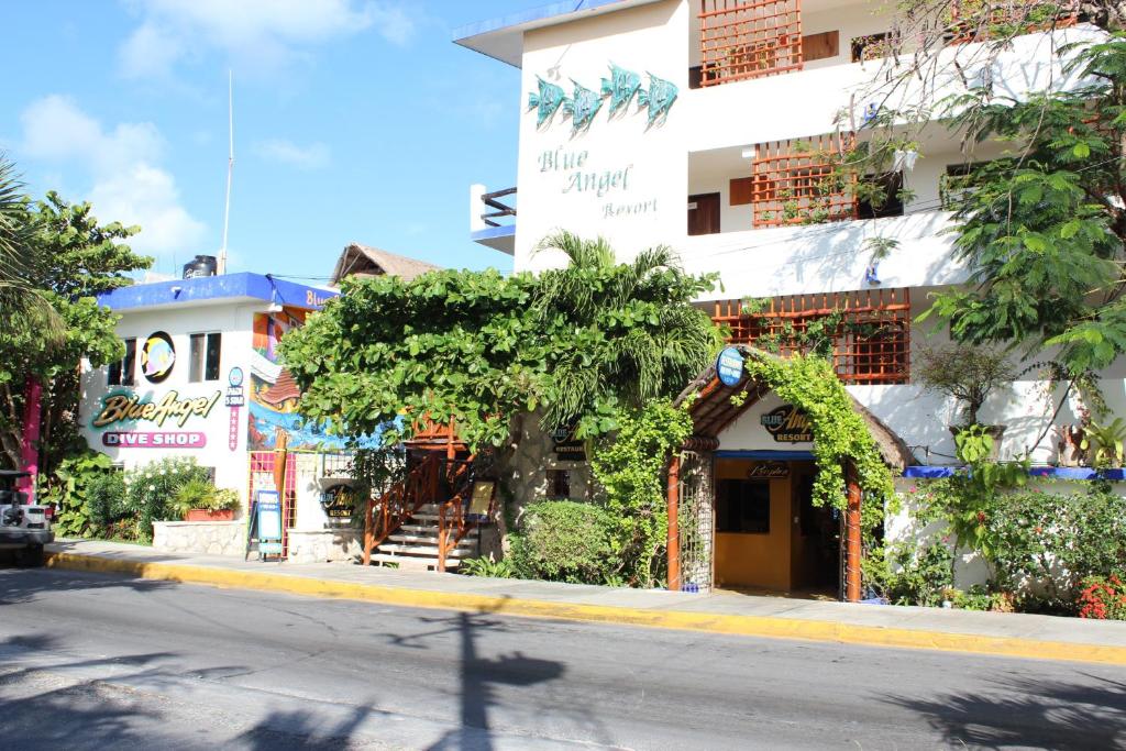 Blue Angel Resort - 3