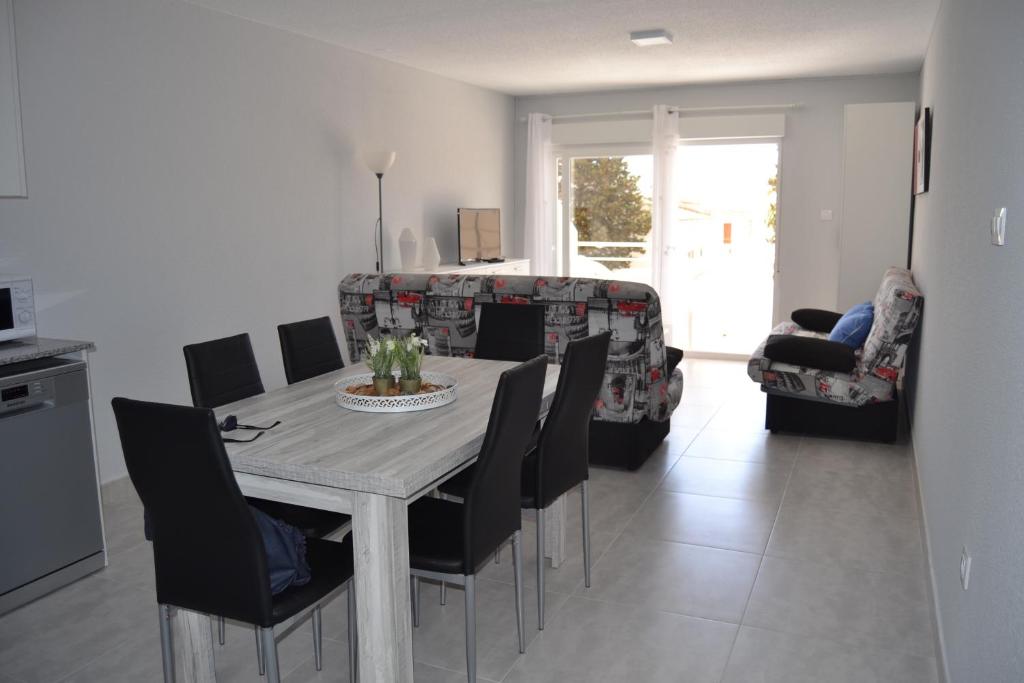 PRECIOSO APARTATAMENTO JUNTO AL MAR - 3
