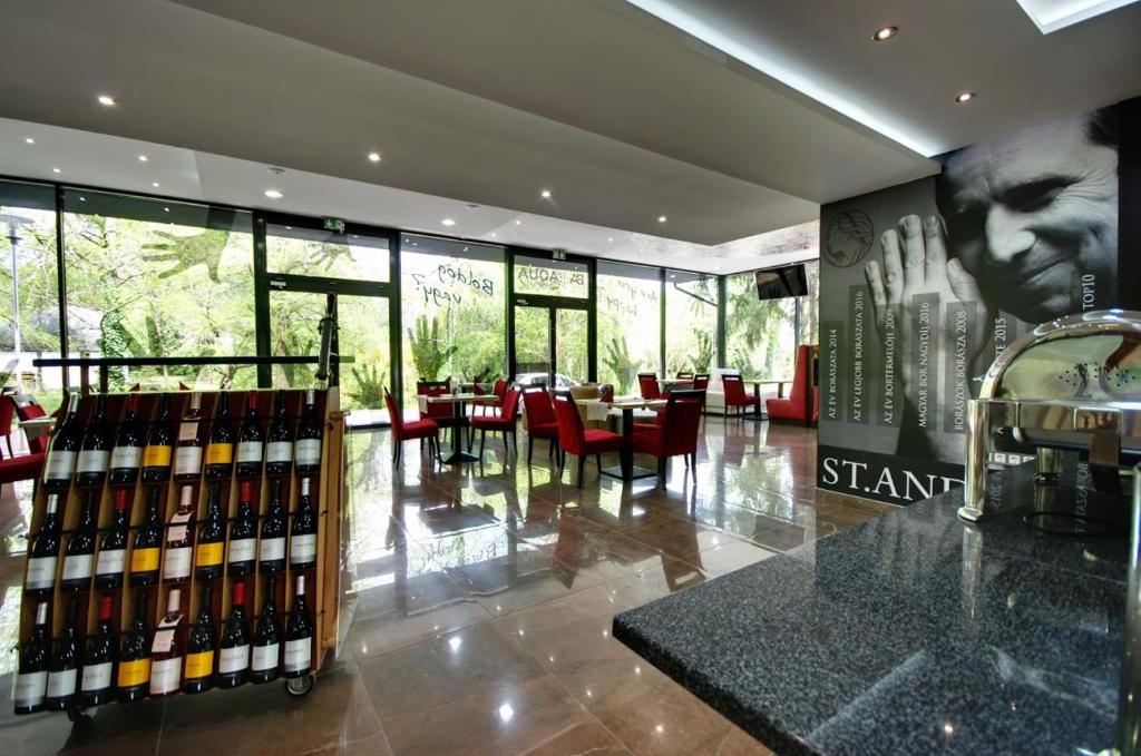 อาหารและเครื่องดื่ม