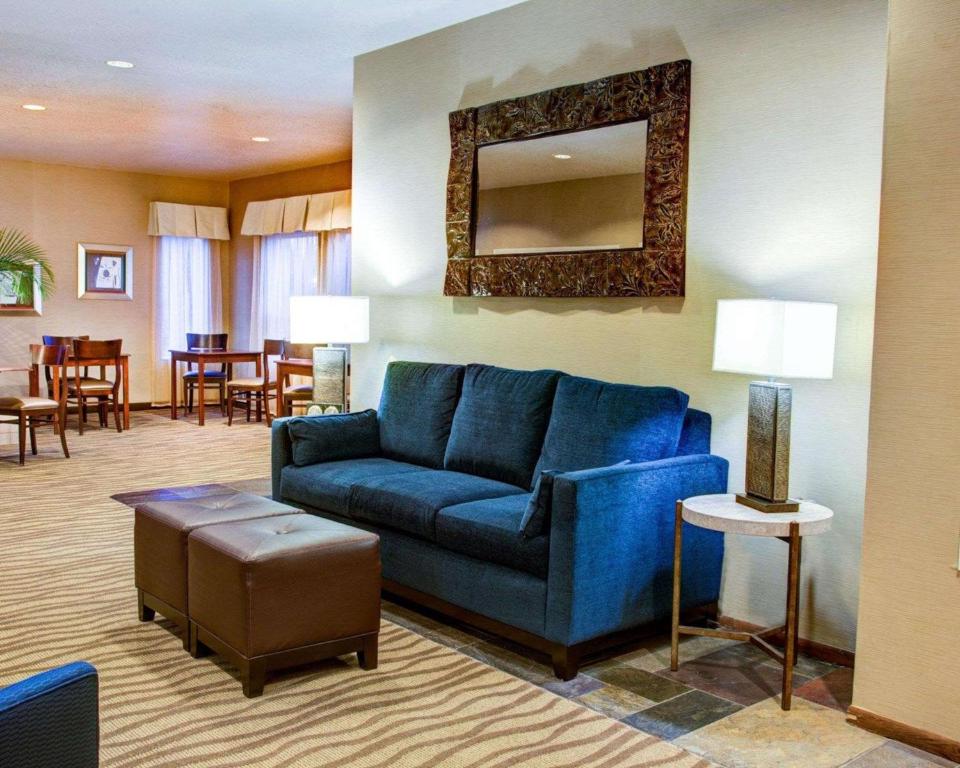 Quality Inn Florence フロント・ロビー