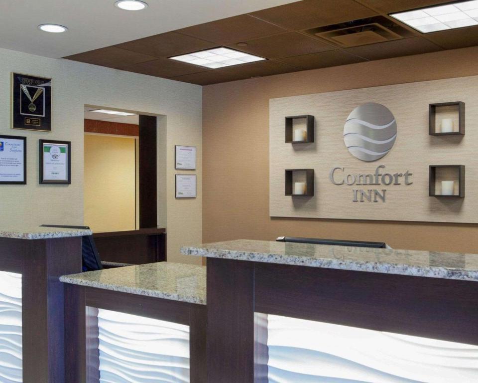 コンフォート イン オーク リッジ ノックスヴィル (Comfort Inn Oak Ridge - Knoxville) フロント・ロビー