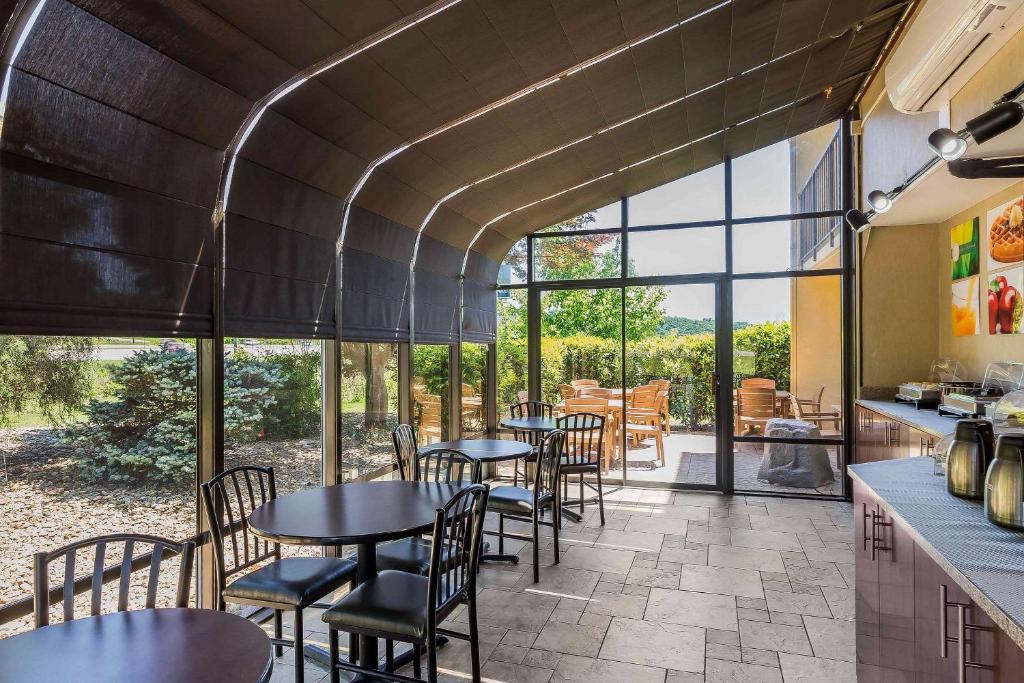 Quality Inn & Suites Sevierville - Pigeon Forge レストラン