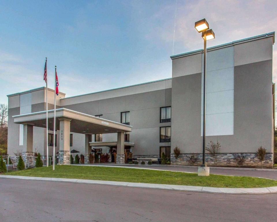 Quality Suites Nashville Airport Nashville photo
