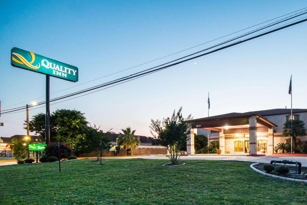 Quality Inn University near Downtown 호텔 이미지 1
