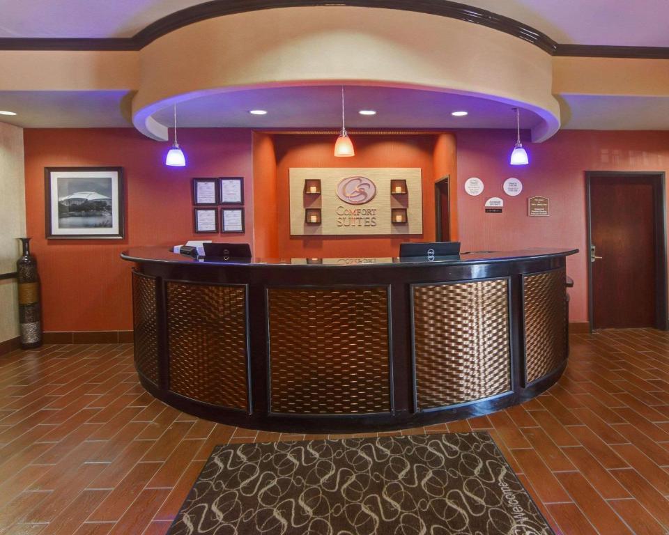 Comfort Suites Lake Worth photo