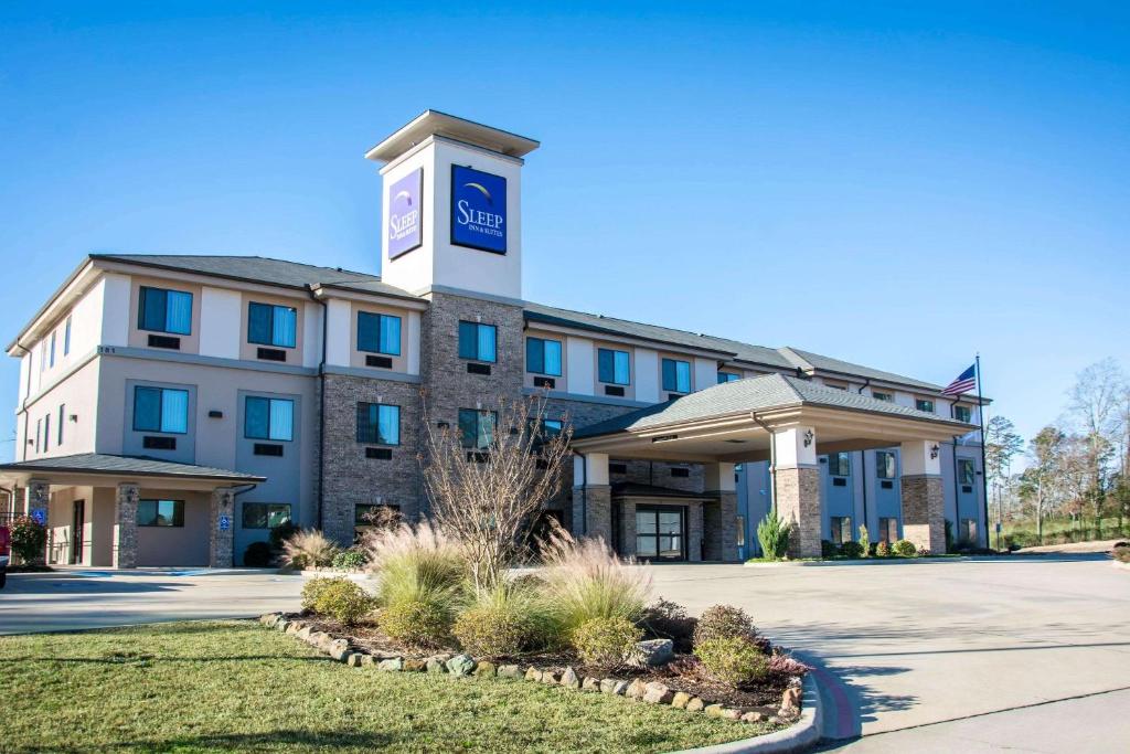 Sleep Inn & Suites Center, Center